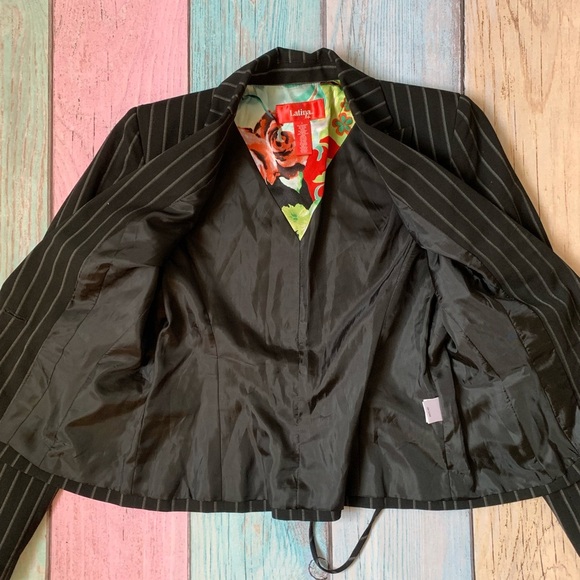 Y2k Latina life pinstripe single button blazer - Picture 6 of 8